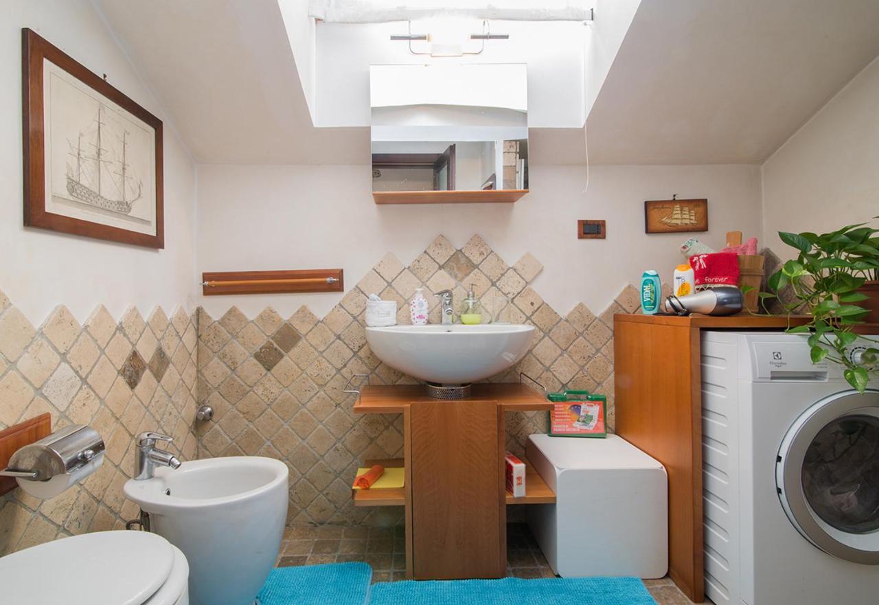 טריאסטה La Mansarda Delle Meraviglie B&B Superior מראה חיצוני תמונה