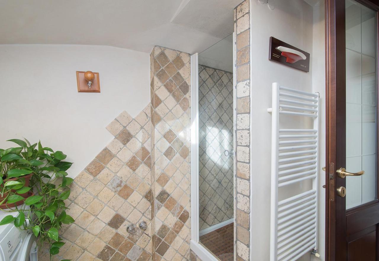 טריאסטה La Mansarda Delle Meraviglie B&B Superior מראה חיצוני תמונה